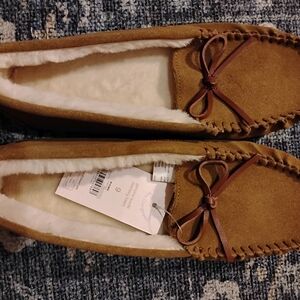 Cozy Women's Moccasins in Brown